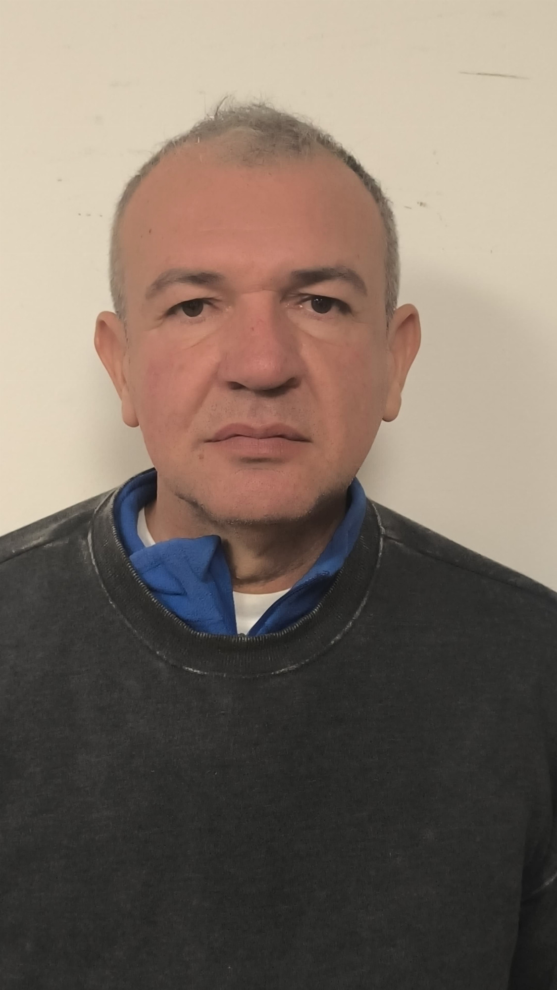 ANGEL  ALVAREZ