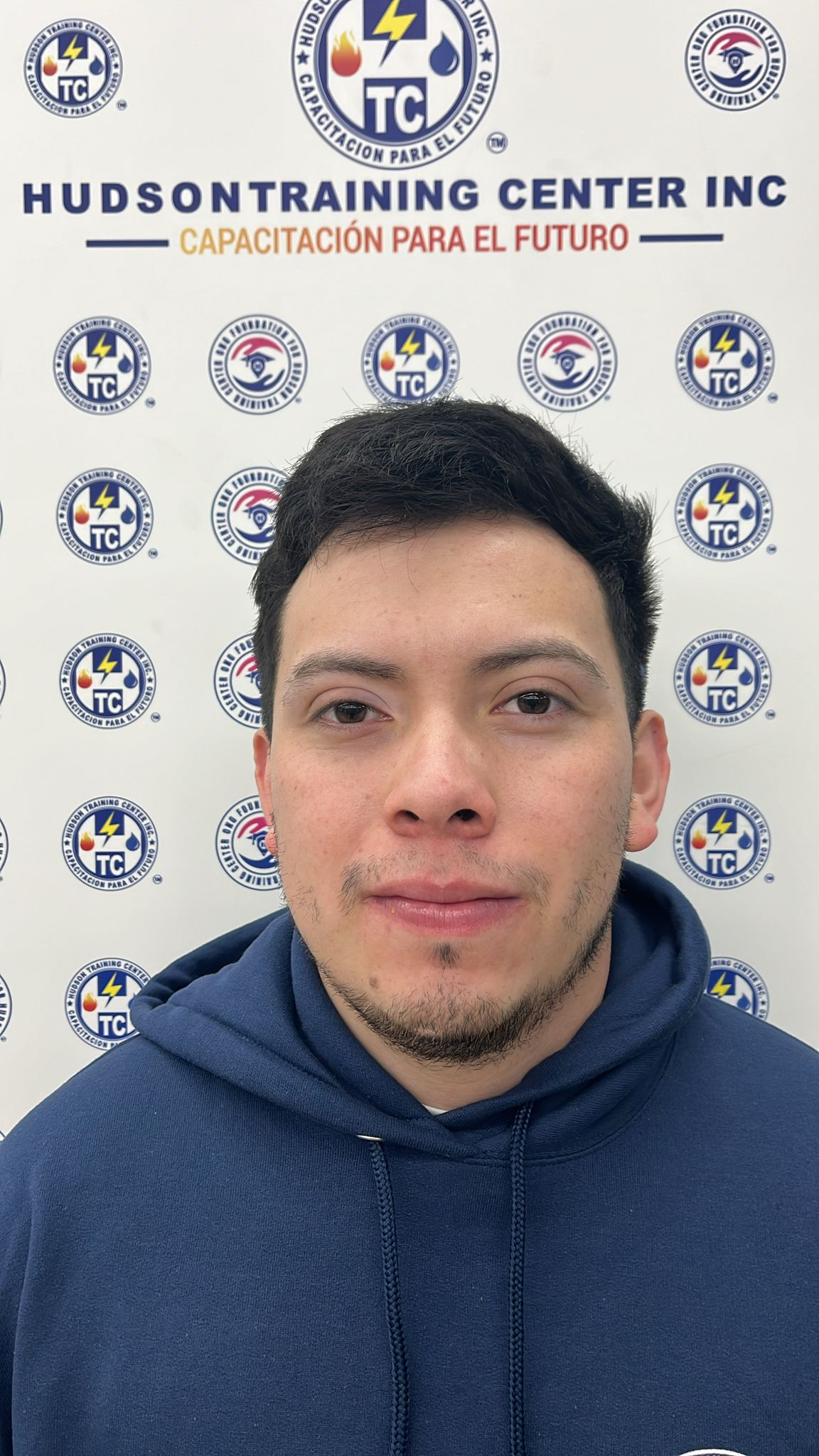 ROBERTO MARQUEZ