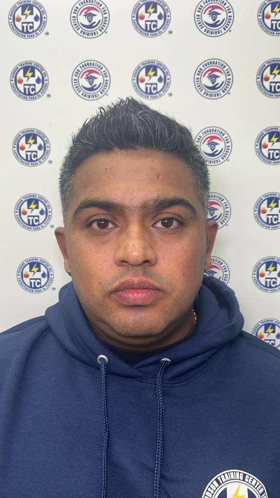 JARRISON GUILLERMO VILLAMIL CRESPO